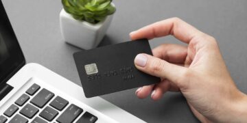 Differenza-tra-carta-di-credito-e-carta-di-debito-